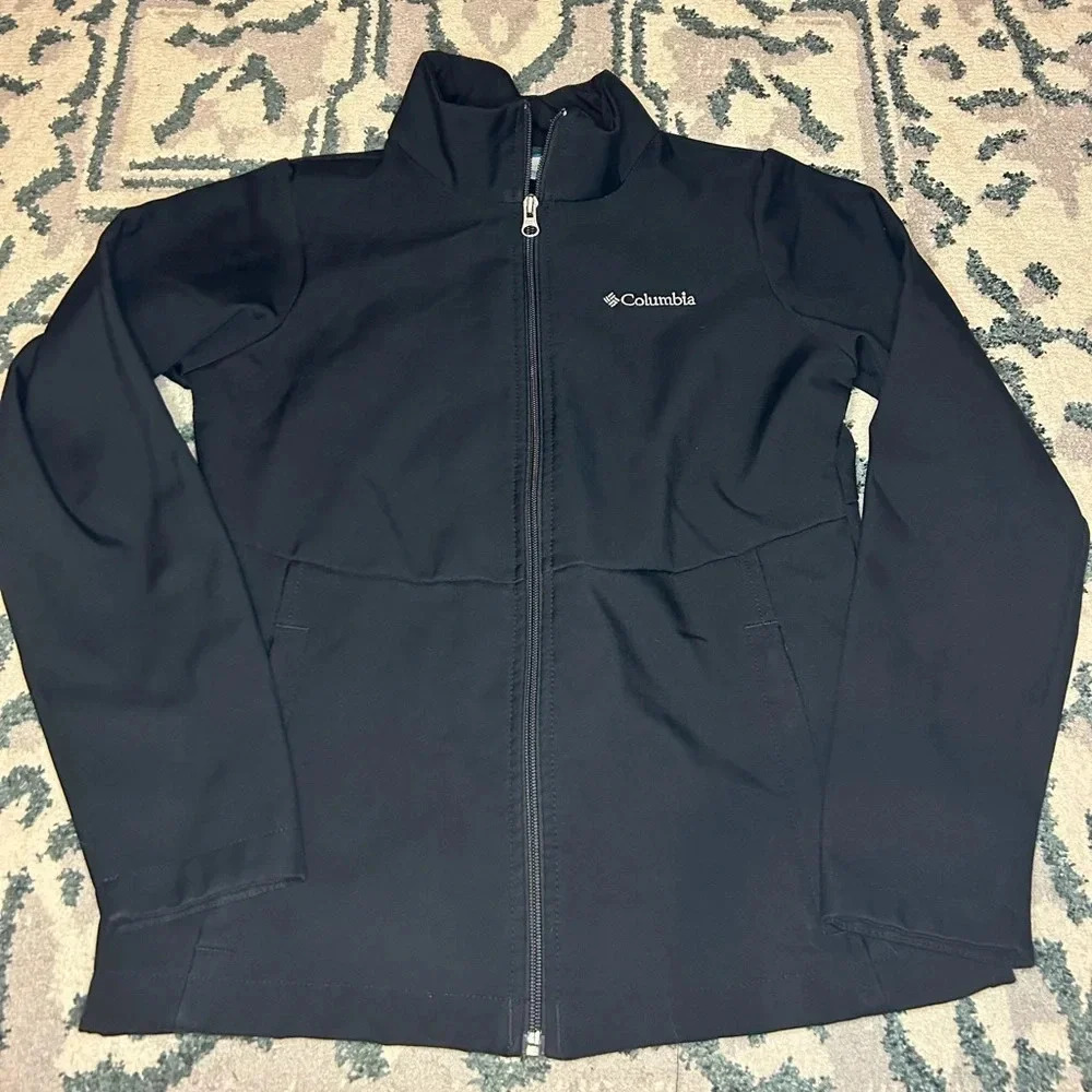 Columbia kids light jacket size large